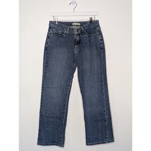 Lee Natural Straight Leg Jeans Women's Size 10P Medium Blue Mid Rise Medium Wash